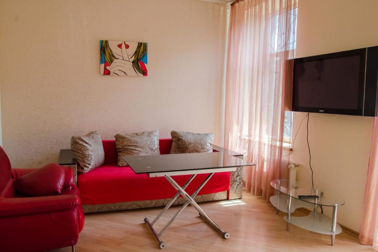 Svobody Avenue Apartment Lviv Exterior foto